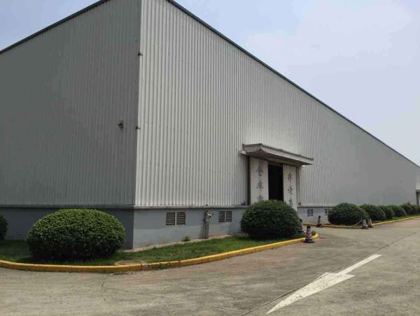 Steel structure warehouse and workshop
